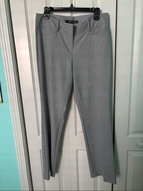 Women’s The Limited Collection Light Gray Ankle Pants. Inseam 31” Size 10R